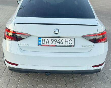 Белый Шкода Суперб, объемом двигателя 1.97 л и пробегом 227 тыс. км за 20500 $, фото 24 на Automoto.ua