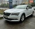 Белый Шкода Суперб, объемом двигателя 1.8 л и пробегом 262 тыс. км за 16299 $, фото 1 на Automoto.ua