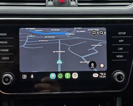 Білий Шкода Суперб, об'ємом двигуна 1.98 л та пробігом 280 тис. км за 18700 $, фото 10 на Automoto.ua