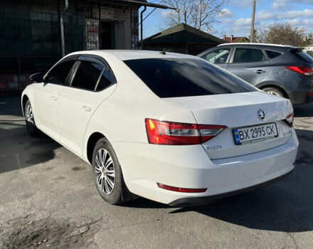 Шкода Суперб 2018 в Шепетовке на Automoto.ua Белый Шкода Суперб, объемом двигателя 1.8 л и пробегом 188 тыс. км за 15000 $, фото 1 на Automoto.ua