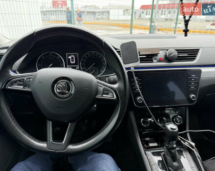 Білий Шкода Суперб, об'ємом двигуна 1.97 л та пробігом 237 тис. км за 18590 $, фото 13 на Automoto.ua