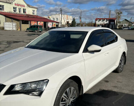 Шкода Суперб 2018 в Шепетовке на Automoto.ua Белый Шкода Суперб, объемом двигателя 1.8 л и пробегом 188 тыс. км за 15000 $, фото 4 на Automoto.ua