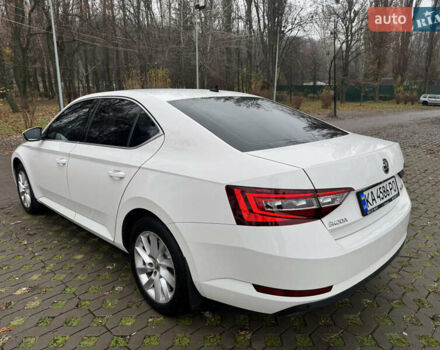 Белый Шкода Суперб, объемом двигателя 1.8 л и пробегом 218 тыс. км за 16900 $, фото 18 на Automoto.ua