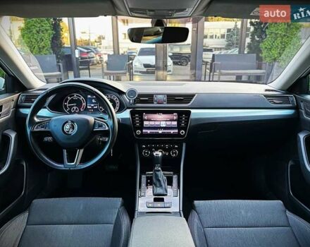 Белый Шкода Суперб, объемом двигателя 1.97 л и пробегом 120 тыс. км за 26300 $, фото 32 на Automoto.ua