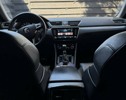 Білий Шкода Суперб, об'ємом двигуна 1.8 л та пробігом 140 тис. км за 19900 $, фото 10 на Automoto.ua