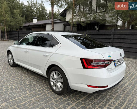 Білий Шкода Суперб, об'ємом двигуна 1.8 л та пробігом 140 тис. км за 19900 $, фото 5 на Automoto.ua