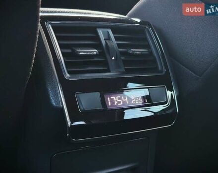Білий Шкода Суперб, об'ємом двигуна 1.97 л та пробігом 120 тис. км за 29500 $, фото 30 на Automoto.ua