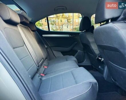 Белый Шкода Суперб, объемом двигателя 1.97 л и пробегом 120 тыс. км за 26300 $, фото 31 на Automoto.ua