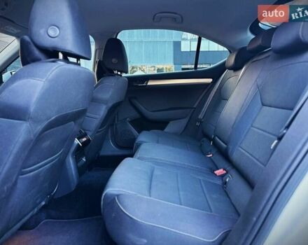 Белый Шкода Суперб, объемом двигателя 1.97 л и пробегом 120 тыс. км за 25999 $, фото 29 на Automoto.ua