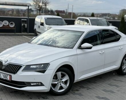 Белый Шкода Суперб, объемом двигателя 2 л и пробегом 201 тыс. км за 18300 $, фото 3 на Automoto.ua