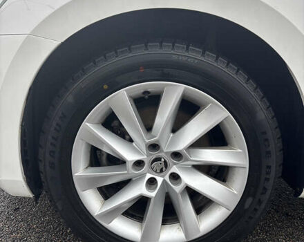 Белый Шкода Суперб, объемом двигателя 1.8 л и пробегом 115 тыс. км за 20600 $, фото 6 на Automoto.ua