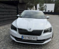 Белый Шкода Суперб, объемом двигателя 1.8 л и пробегом 140 тыс. км за 19900 $, фото 1 на Automoto.ua