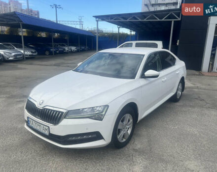 Білий Шкода Суперб, об'ємом двигуна 1.98 л та пробігом 120 тис. км за 19431 $, фото 16 на Automoto.ua