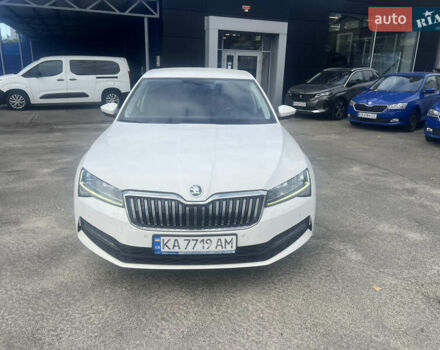Білий Шкода Суперб, об'ємом двигуна 1.98 л та пробігом 120 тис. км за 19431 $, фото 15 на Automoto.ua