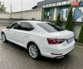 Белый Шкода Суперб, объемом двигателя 1.97 л и пробегом 241 тыс. км за 25600 $, фото 3 на Automoto.ua