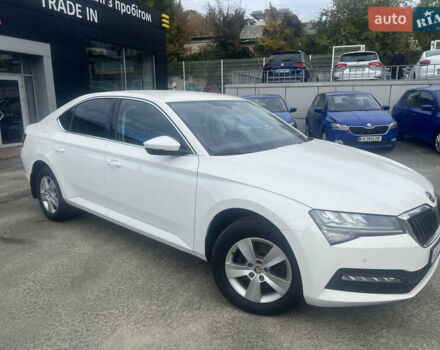 Білий Шкода Суперб, об'ємом двигуна 1.98 л та пробігом 120 тис. км за 19431 $, фото 1 на Automoto.ua