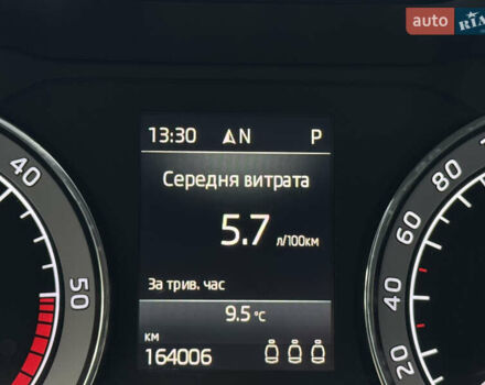 Белый Шкода Суперб, объемом двигателя 2 л и пробегом 164 тыс. км за 25450 $, фото 155 на Automoto.ua