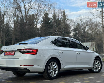 Белый Шкода Суперб, объемом двигателя 2 л и пробегом 164 тыс. км за 25450 $, фото 107 на Automoto.ua