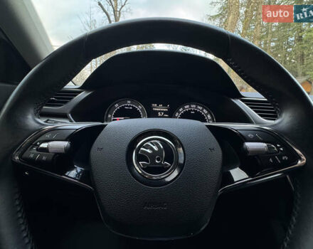 Белый Шкода Суперб, объемом двигателя 2 л и пробегом 164 тыс. км за 25450 $, фото 153 на Automoto.ua