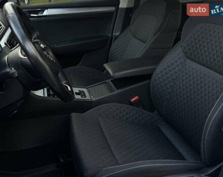 Белый Шкода Суперб, объемом двигателя 2 л и пробегом 164 тыс. км за 25450 $, фото 29 на Automoto.ua