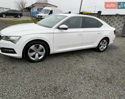 Білий Шкода Суперб, об'ємом двигуна 1.97 л та пробігом 206 тис. км за 25500 $, фото 14 на Automoto.ua