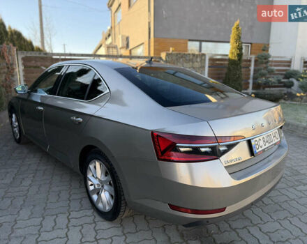 Белый Шкода Суперб, объемом двигателя 1.97 л и пробегом 113 тыс. км за 33999 $, фото 38 на Automoto.ua