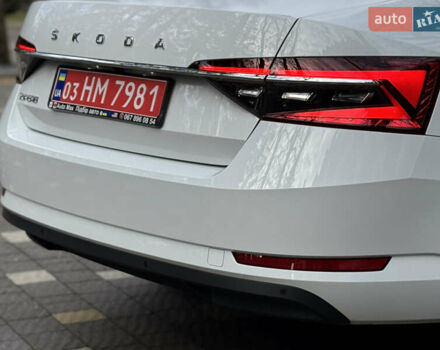 Белый Шкода Суперб, объемом двигателя 2 л и пробегом 164 тыс. км за 25450 $, фото 96 на Automoto.ua