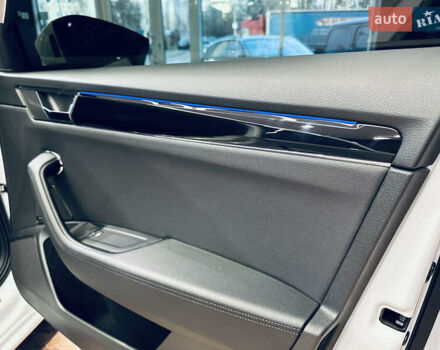 Білий Шкода Суперб, об'ємом двигуна 1.4 л та пробігом 54 тис. км за 38900 $, фото 60 на Automoto.ua