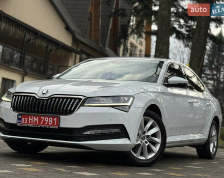 Белый Шкода Суперб, объемом двигателя 2 л и пробегом 164 тыс. км за 25450 $, фото 197 на Automoto.ua