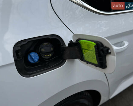 Белый Шкода Суперб, объемом двигателя 2 л и пробегом 164 тыс. км за 25450 $, фото 58 на Automoto.ua