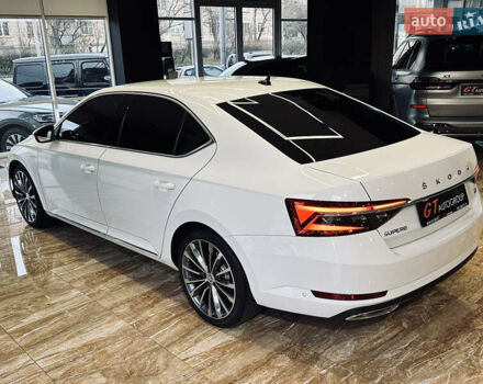 Білий Шкода Суперб, об'ємом двигуна 1.4 л та пробігом 54 тис. км за 38900 $, фото 9 на Automoto.ua