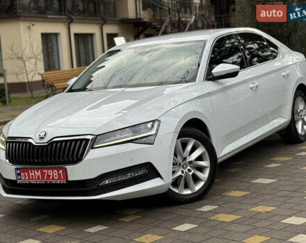 Белый Шкода Суперб, объемом двигателя 2 л и пробегом 164 тыс. км за 25450 $, фото 203 на Automoto.ua
