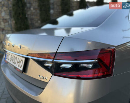 Белый Шкода Суперб, объемом двигателя 1.97 л и пробегом 113 тыс. км за 33999 $, фото 27 на Automoto.ua