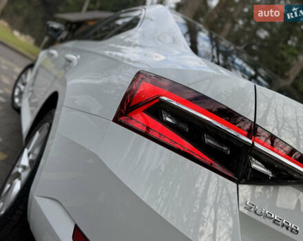 Белый Шкода Суперб, объемом двигателя 2 л и пробегом 164 тыс. км за 25450 $, фото 89 на Automoto.ua