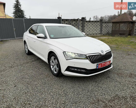 Білий Шкода Суперб, об'ємом двигуна 1.97 л та пробігом 206 тис. км за 25500 $, фото 4 на Automoto.ua