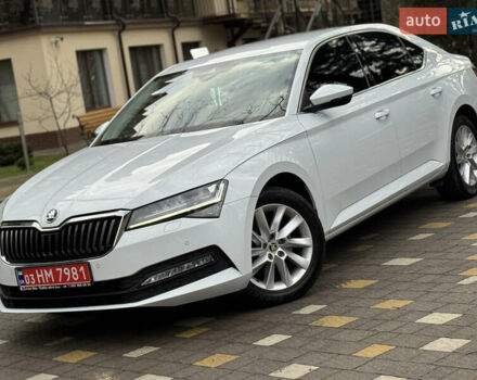 Белый Шкода Суперб, объемом двигателя 2 л и пробегом 164 тыс. км за 25450 $, фото 200 на Automoto.ua