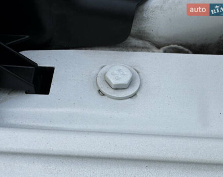 Белый Шкода Суперб, объемом двигателя 2 л и пробегом 164 тыс. км за 25450 $, фото 166 на Automoto.ua