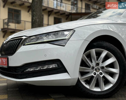 Белый Шкода Суперб, объемом двигателя 2 л и пробегом 164 тыс. км за 25450 $, фото 71 на Automoto.ua