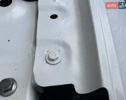 Белый Шкода Суперб, объемом двигателя 2 л и пробегом 164 тыс. км за 25450 $, фото 169 на Automoto.ua