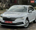 Белый Шкода Суперб, объемом двигателя 2 л и пробегом 164 тыс. км за 25450 $, фото 1 на Automoto.ua