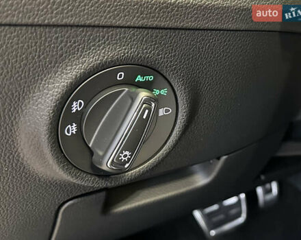 Білий Шкода Суперб, об'ємом двигуна 1.4 л та пробігом 54 тис. км за 38900 $, фото 28 на Automoto.ua