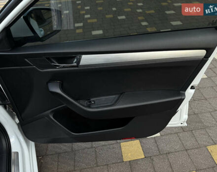 Белый Шкода Суперб, объемом двигателя 2 л и пробегом 164 тыс. км за 25450 $, фото 47 на Automoto.ua