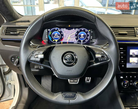 Білий Шкода Суперб, об'ємом двигуна 1.4 л та пробігом 54 тис. км за 38900 $, фото 29 на Automoto.ua