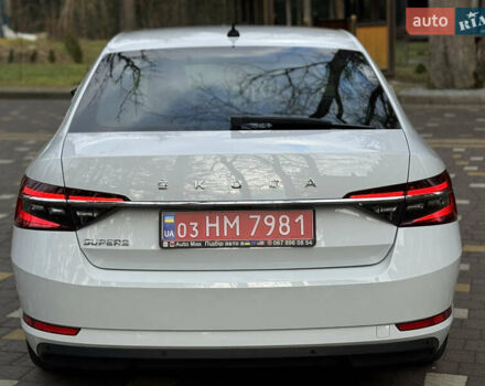 Белый Шкода Суперб, объемом двигателя 2 л и пробегом 164 тыс. км за 25450 $, фото 82 на Automoto.ua