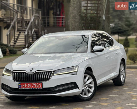 Белый Шкода Суперб, объемом двигателя 2 л и пробегом 164 тыс. км за 25450 $, фото 189 на Automoto.ua