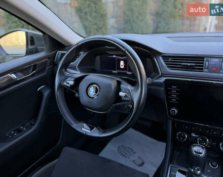 Белый Шкода Суперб, объемом двигателя 1.97 л и пробегом 113 тыс. км за 33999 $, фото 43 на Automoto.ua