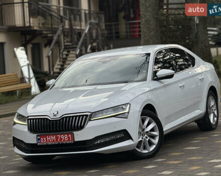 Белый Шкода Суперб, объемом двигателя 2 л и пробегом 164 тыс. км за 25450 $, фото 2 на Automoto.ua