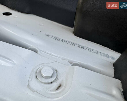 Белый Шкода Суперб, объемом двигателя 2 л и пробегом 164 тыс. км за 25450 $, фото 164 на Automoto.ua