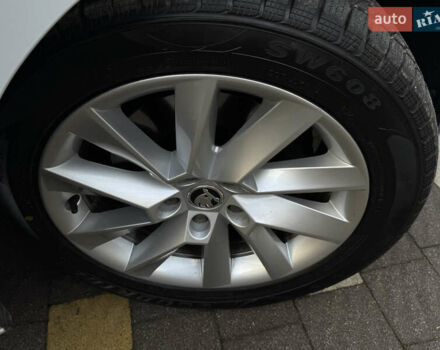 Белый Шкода Суперб, объемом двигателя 2 л и пробегом 164 тыс. км за 25450 $, фото 62 на Automoto.ua