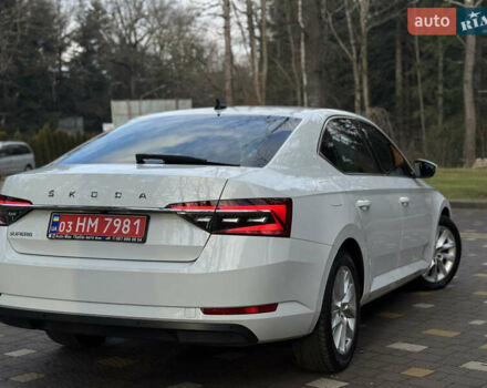 Белый Шкода Суперб, объемом двигателя 2 л и пробегом 164 тыс. км за 25450 $, фото 104 на Automoto.ua